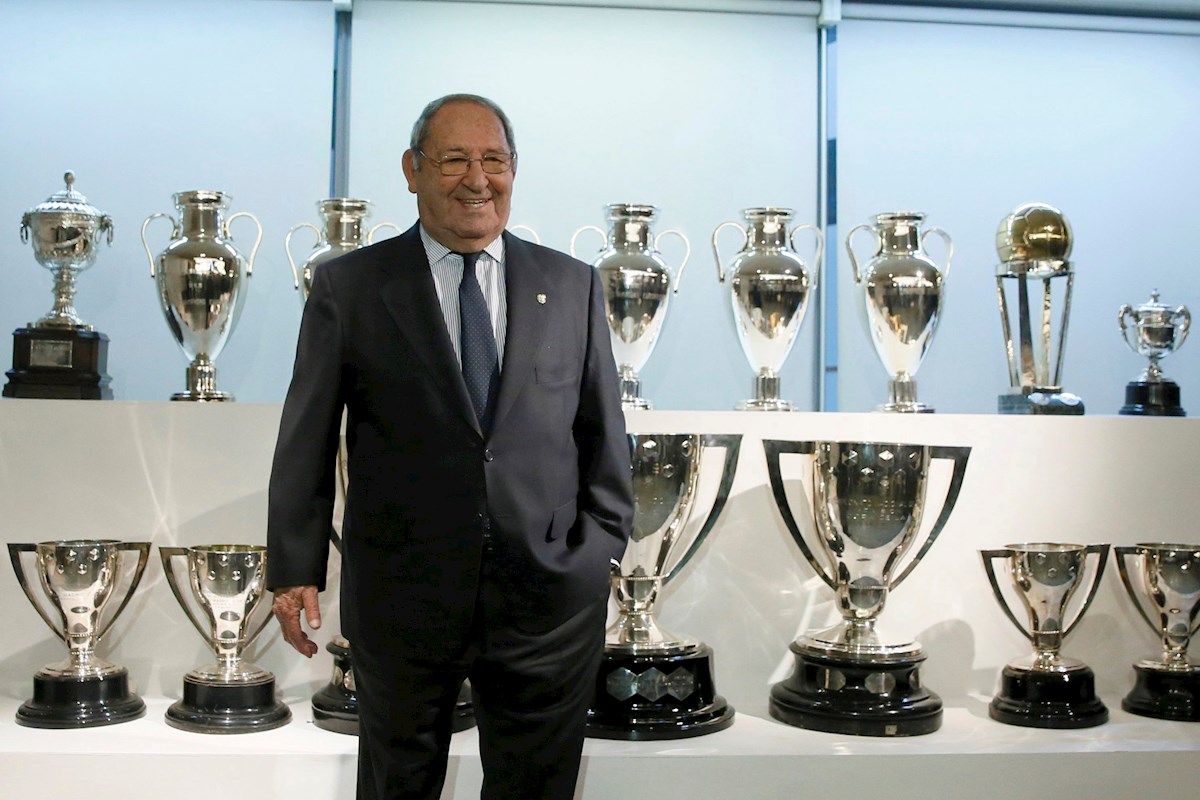 real-madrid-in-mourning-for-the-death-of-paco-gento:-more-winner-of-spanish-leagues-and-european-cups-[videos]