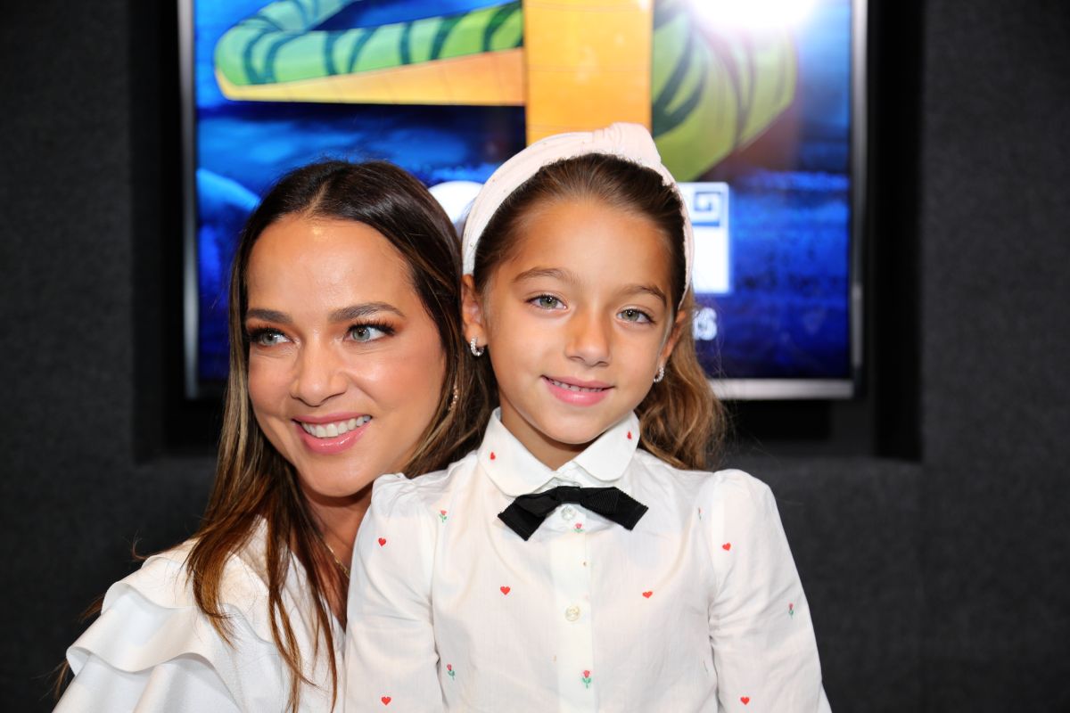 adamari-lopez-to-the-hospital-for-covid-and-her-little-daughter-alaia-also-tests-positive-for-the-virus