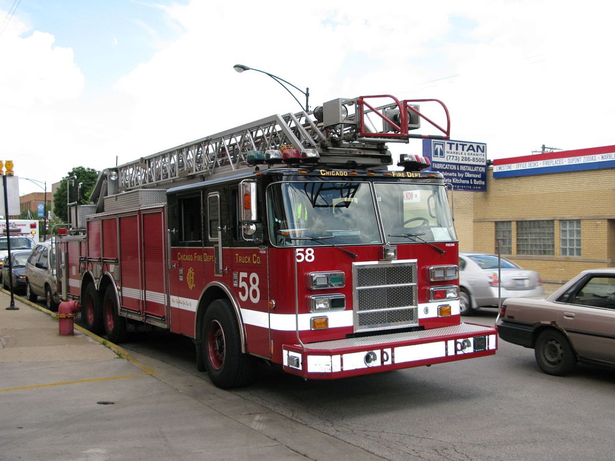 dead-baby-found-in-duffel-bag-outside-chicago-fire-station