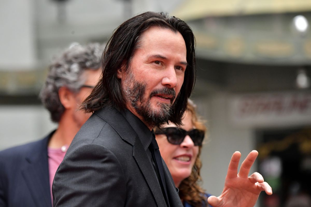 Keanu Reeves donated 70% of his salary in 'The Matrix' for cancer research