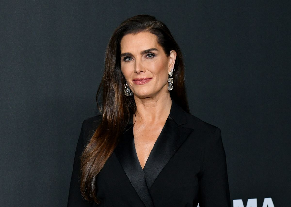 brooke-shields-topless:-56-years-old-and-without-retouching-makes-the-internet-celebrate-her-beauty