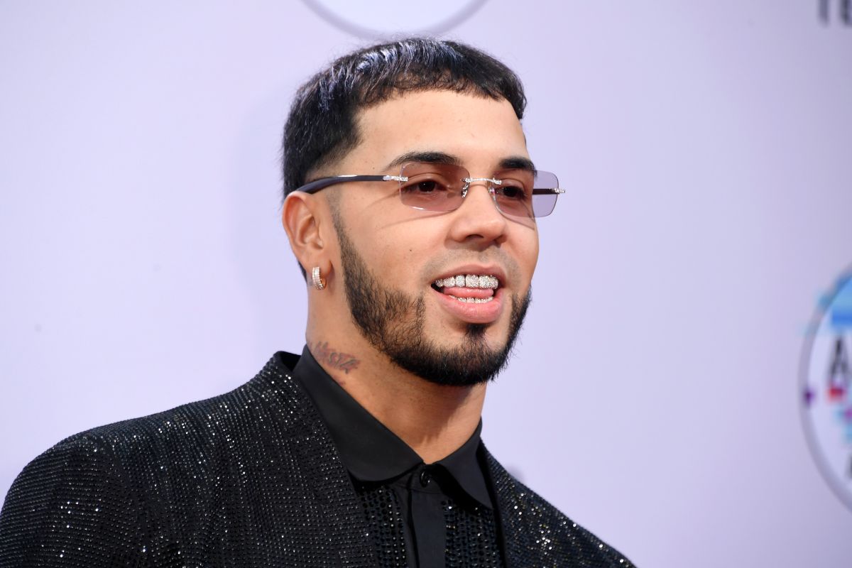 anuel-already-tells-wife-to-yailin:-“thank-you-for-coming-into-my-life-and-saving-me-from-myself”