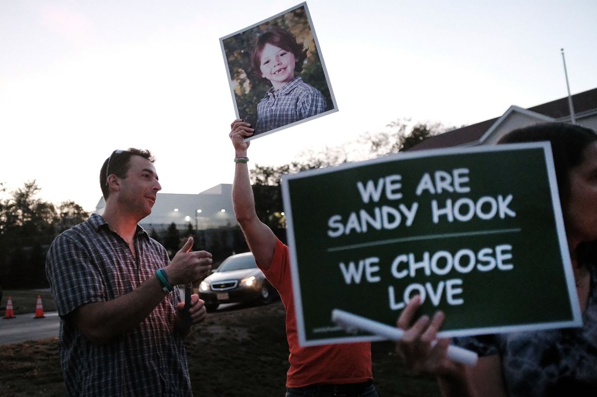 families-of-sandy-hook-elementary-school-shooting-victims-reach-million-dollar-settlement-with-remington-gunmaker