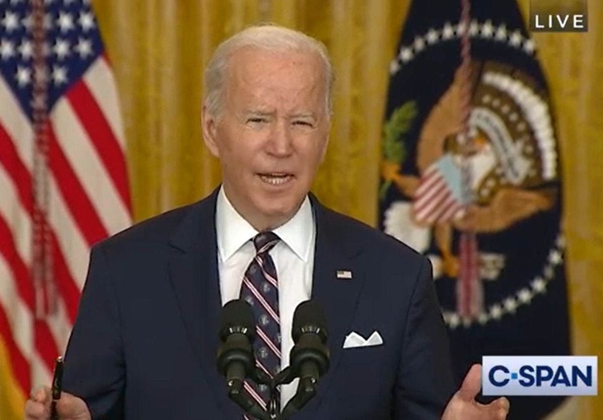 biden-warns-that-russia's-actions-in-ukraine-are-the-first-step-of-invasion;-announce-sanctions-and-rely-on-diplomacy