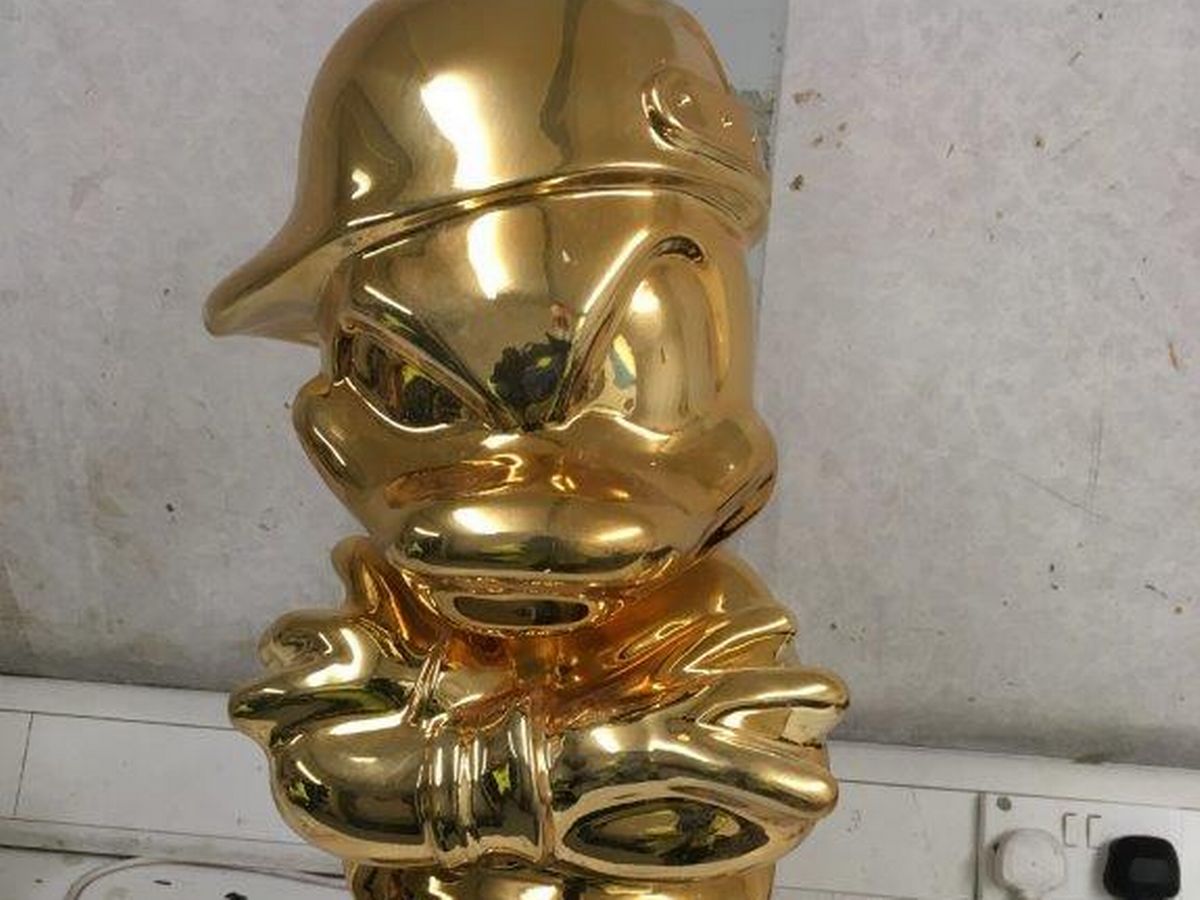 man-who-trafficked-cocaine-with-a-statue-of-a-golden-duck-in-the-united-kingdom-was-arrested-in-london