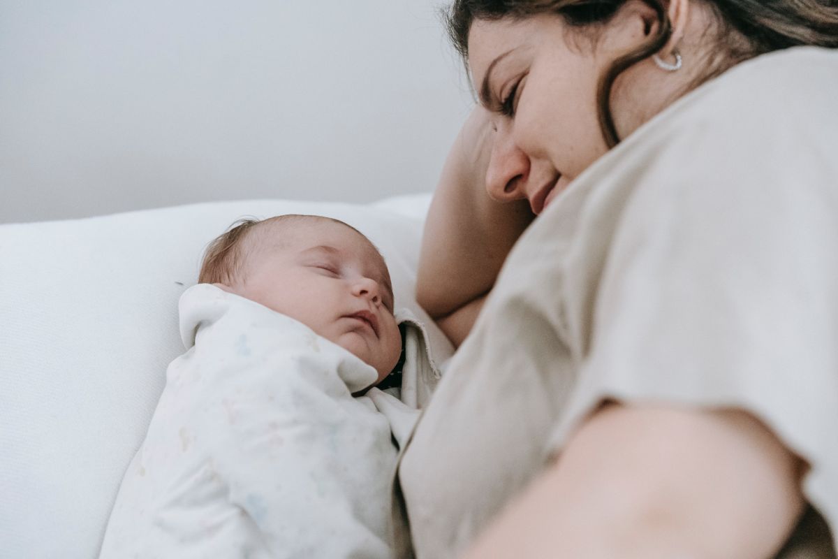 how-many-hours-a-baby-should-sleep-and-other-myths-about-infant-sleep-(and-why-the-most-common-advice-is-not-entirely-correct)