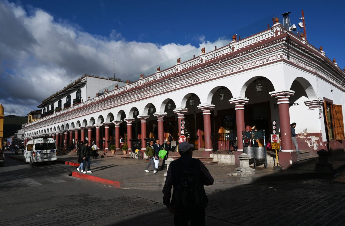 mexican-mother-takes-a-photo-of-a-thief-seconds-before-he-shot-her-dead-in-front-of-her-son;-the-image-is-viral