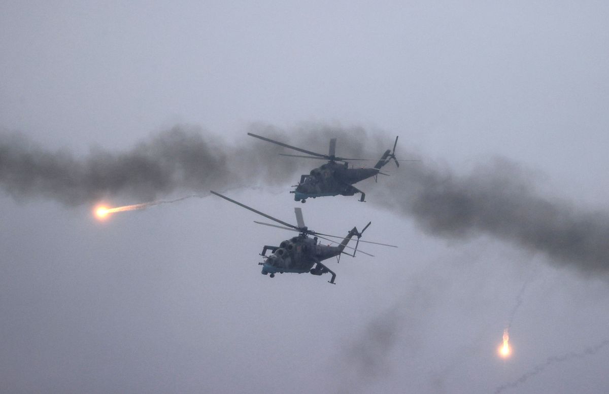 ukrainian-armed-forces-share-video-of-alleged-downing-of-russian-helicopters;-moscow-denies-the-information