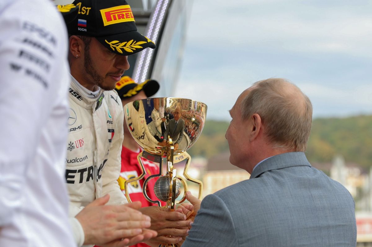 official:-formula-1-cancels-the-russian-grand-prix-for-the-moment