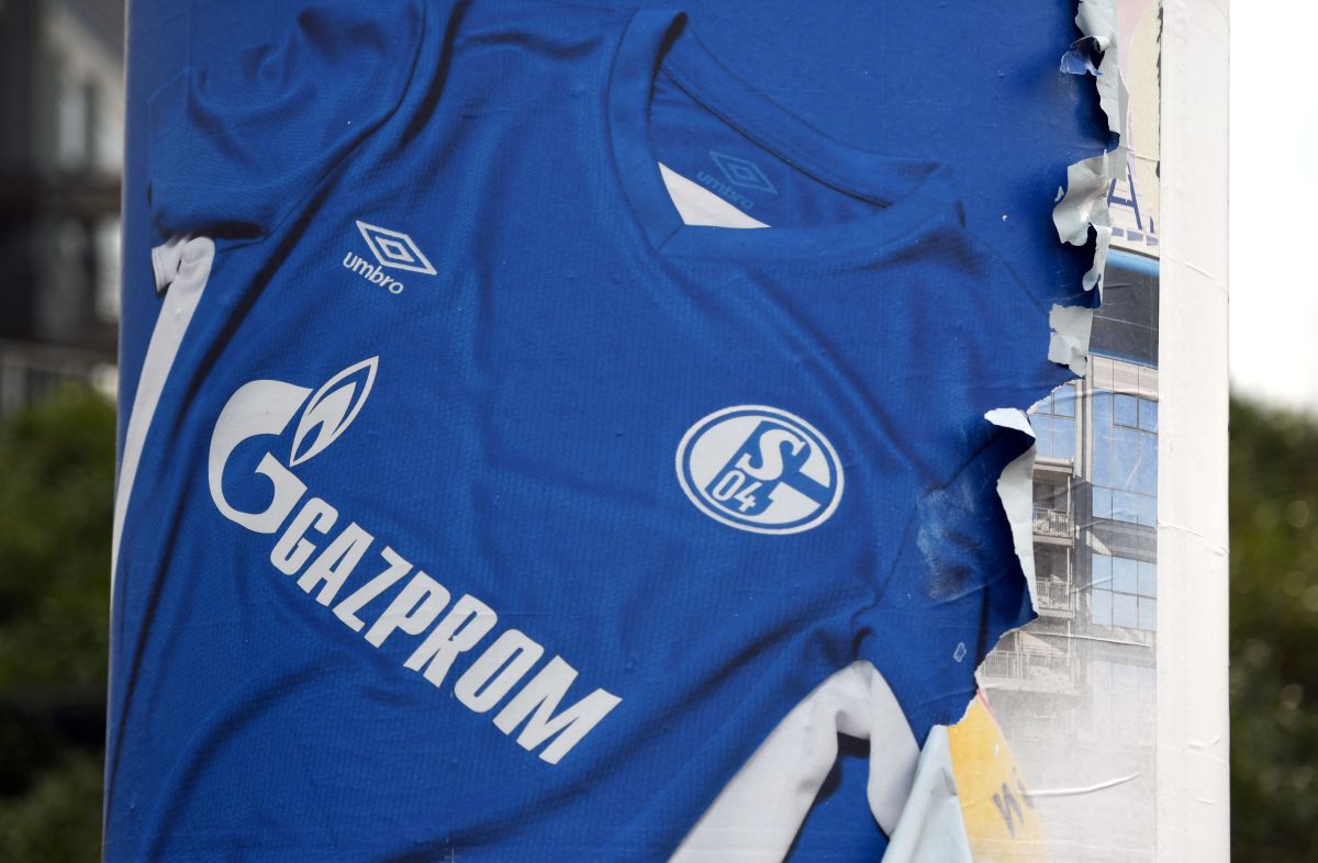 schalke-04-loses-more-than-$10-million-annually-after-breaking-with-russian-sponsorship-of-gazprom