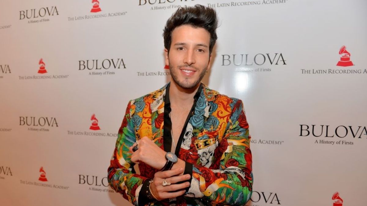 sebastian-yatra-says-that-clarissa-molina-gives-him-good-luck