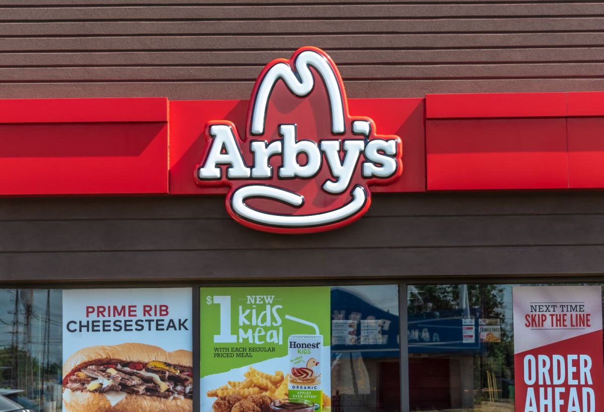 arby's-has-a-91-year-old-employee-who-has-been-working-full-time-for-ten-years.