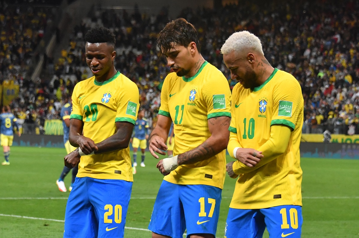 tite-says-that-neymar,-vinicius-and-lucas-paqueta-can-play-together-with-brasil￼