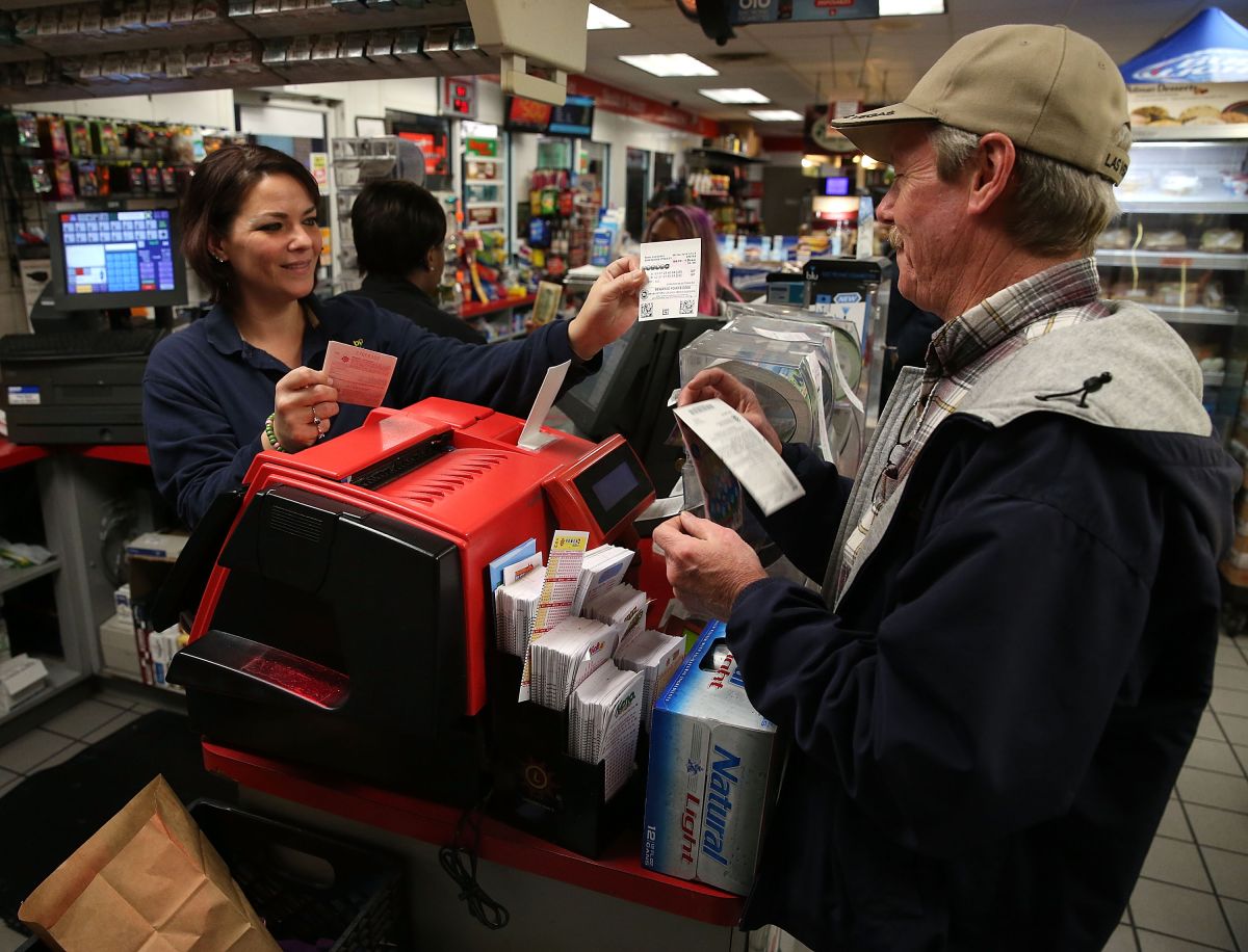 maryland-man-is-sent-by-his-wife-to-buy-chicken-and-wins-$-100-thousand-in-instant-lottery