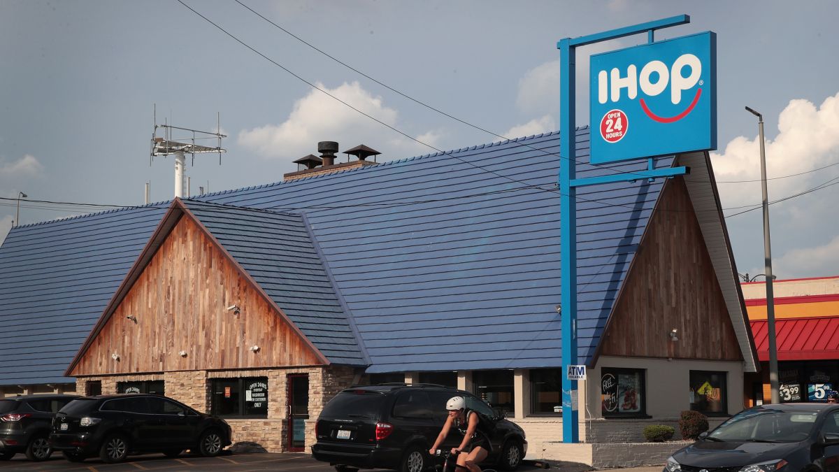 national-pancake-day-2022:-ihop-is-giving-away-pancakes-this-tuesday,-take-advantage-of-the-offer!