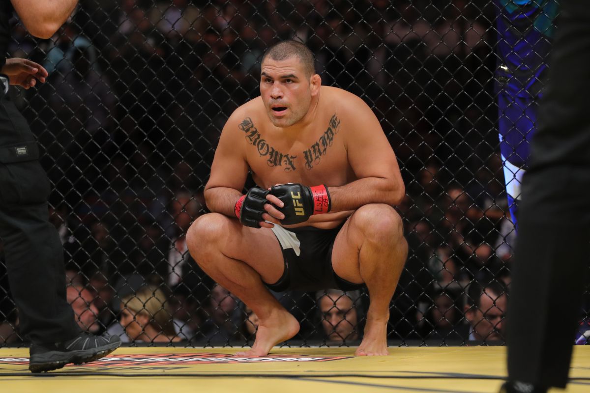 mexican-expeller-cain-velasquez-under-arrest-for-alleged-attempted-murder-in-california