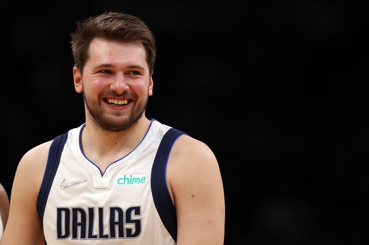 luka-doncic-revealed-one-of-his-best-tricks-to-not-bother-in-bad-matches:-“i-sing-a-song-in-my-head”