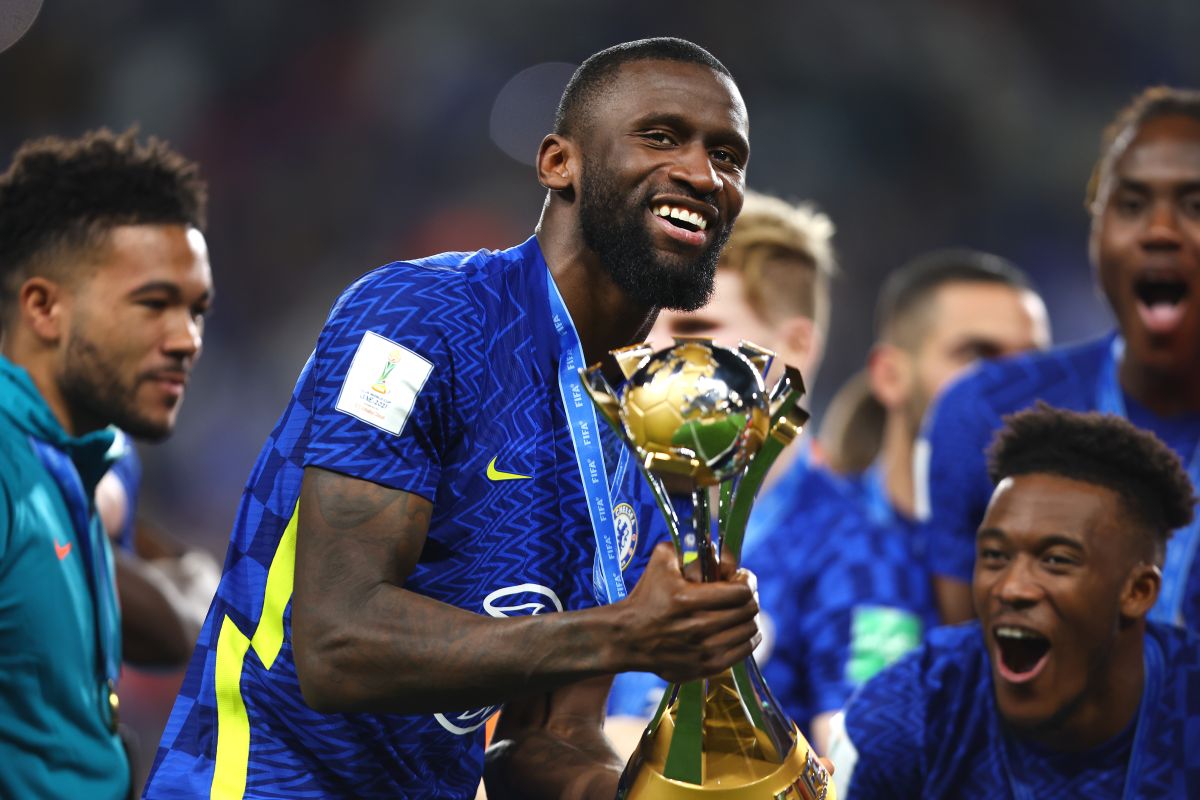 classic-effect:-antonio-rudiger's-agent-met-with-fc-barcelona