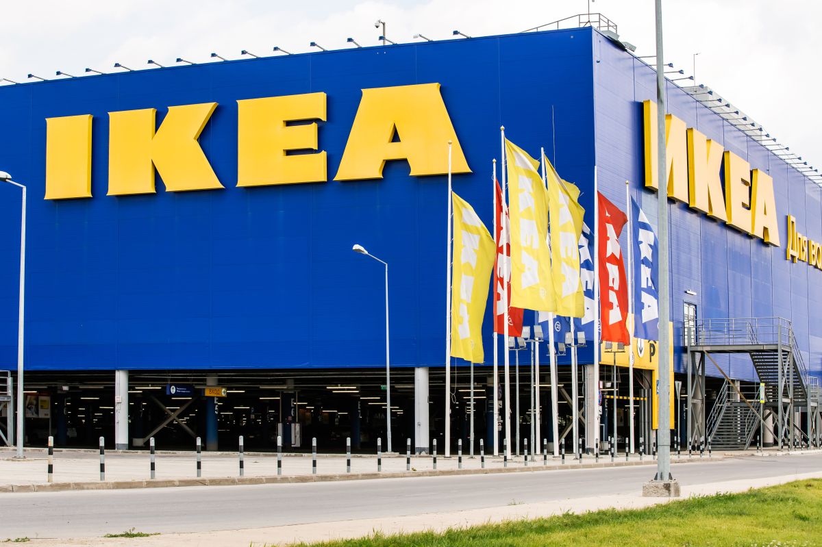 ikea-pays-you-to-return-the-old-furniture-you-bought-from-it