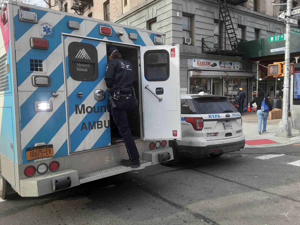 delivery-man-shot-while-doing-his-job-on-a-bicycle-in-new-york