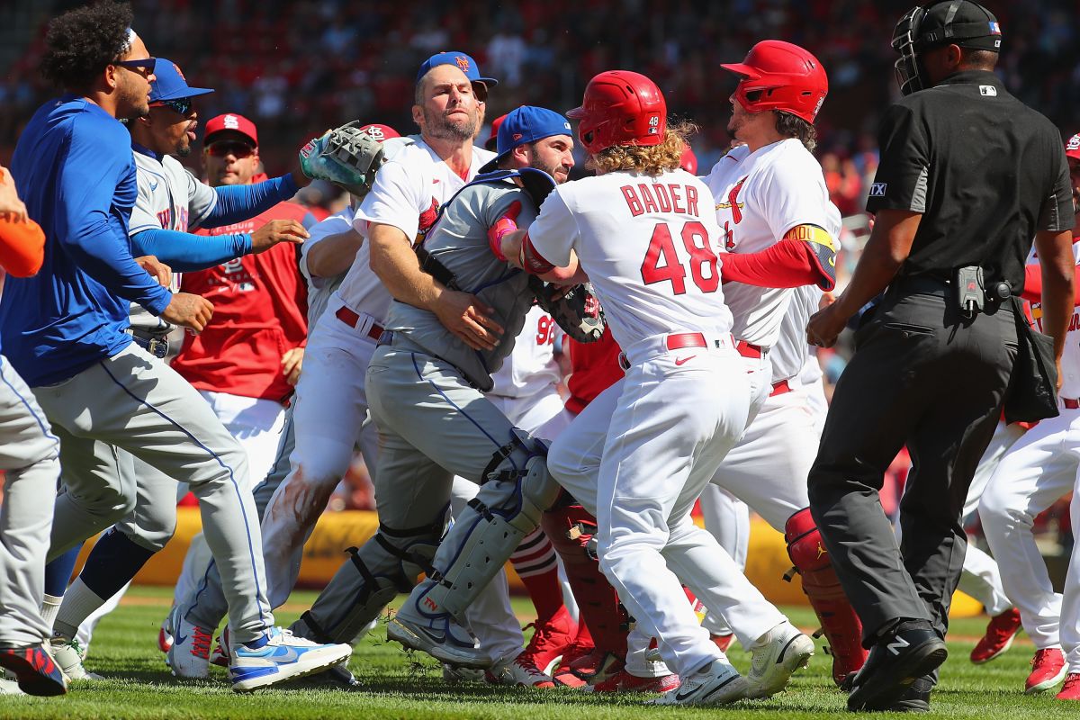 official:-genesis-cabrera-and-nolan-arenado-were-suspended-for-altercation-against-the-new-york-mets