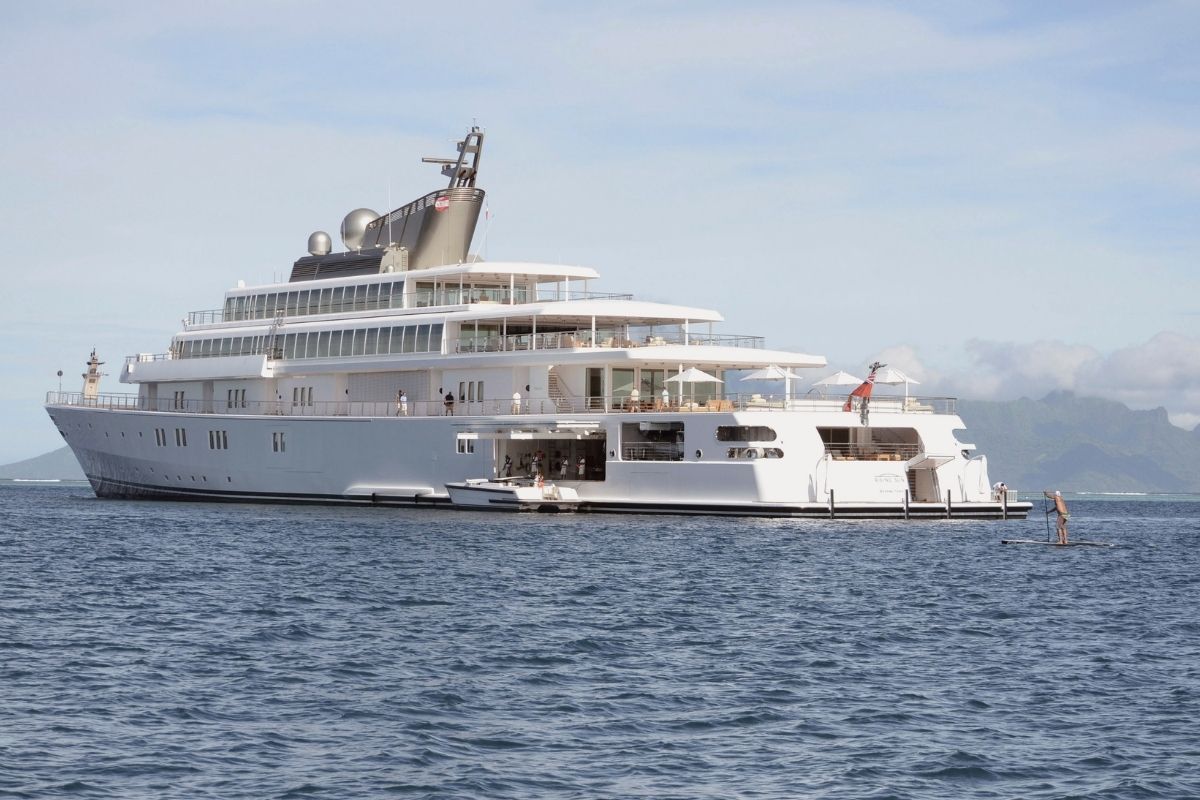 joe-biden-seeks-to-finance-aid-to-ukraine-by-selling-the-yachts-seized-from-russian-oligarchs