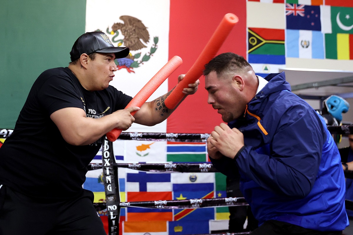 andy-ruiz-jr.-confirms-that-he-is-still-in-the-canelo-team:-“i-know-there-are-a-lot-of-people-who-are-talking-shit”-[video]