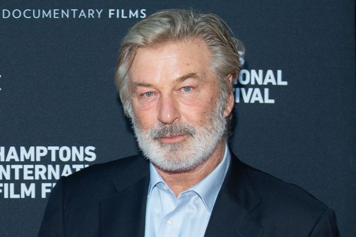 alec-baldwin-announces-the-death-of-his-mother-carol,-92