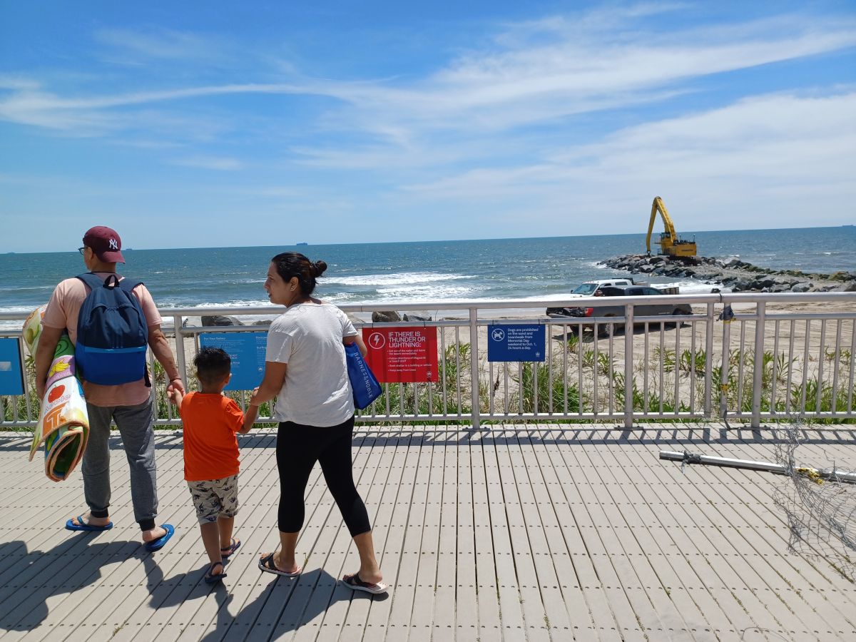 part-of-rockaway-beach-in-queens-will-be-closed-to-swimmers