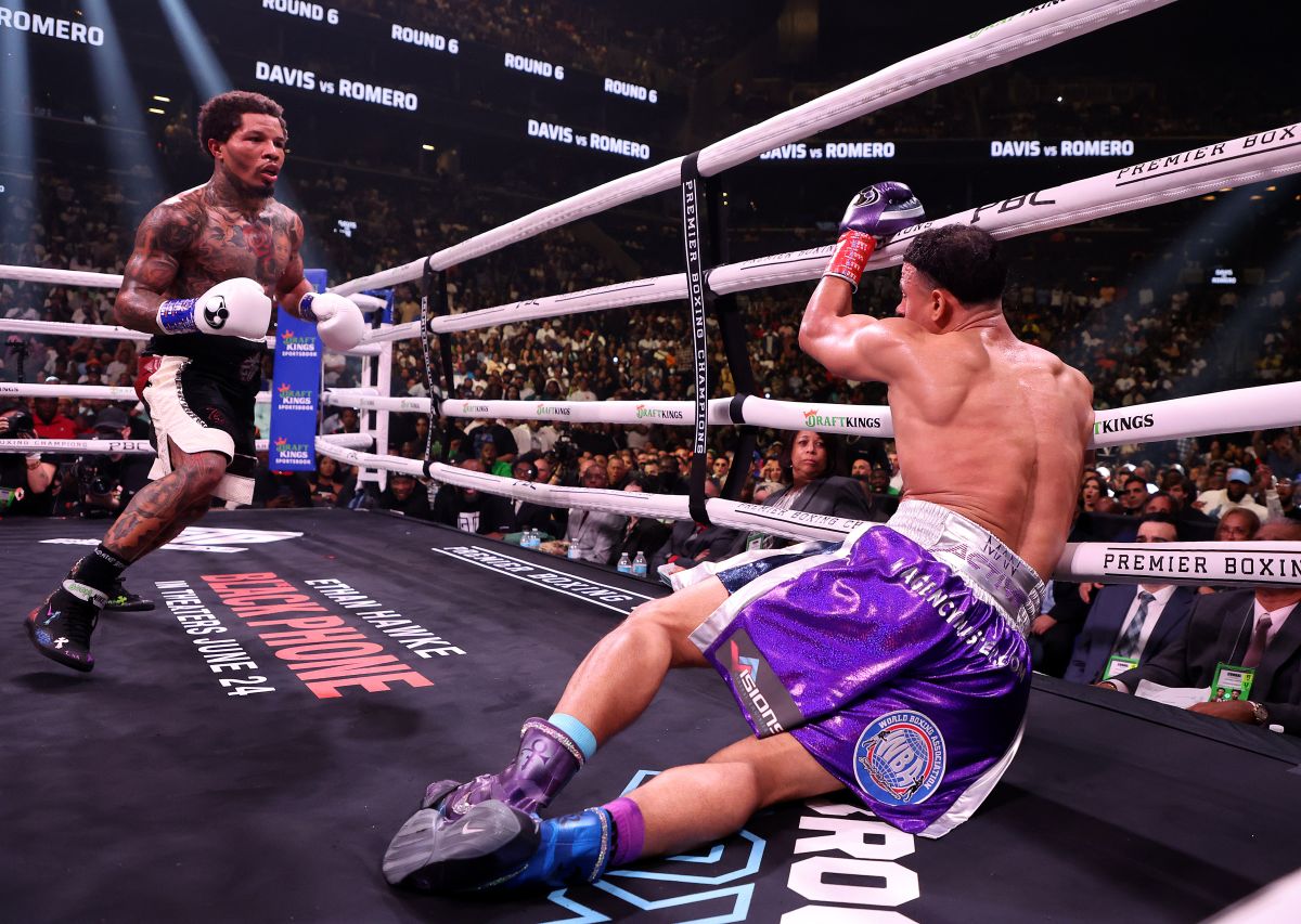 brutal-ko:-gervonta-davis-smashes-rolando-romero-on-the-ropes-in-ny-and-retains-his-crown-[video]