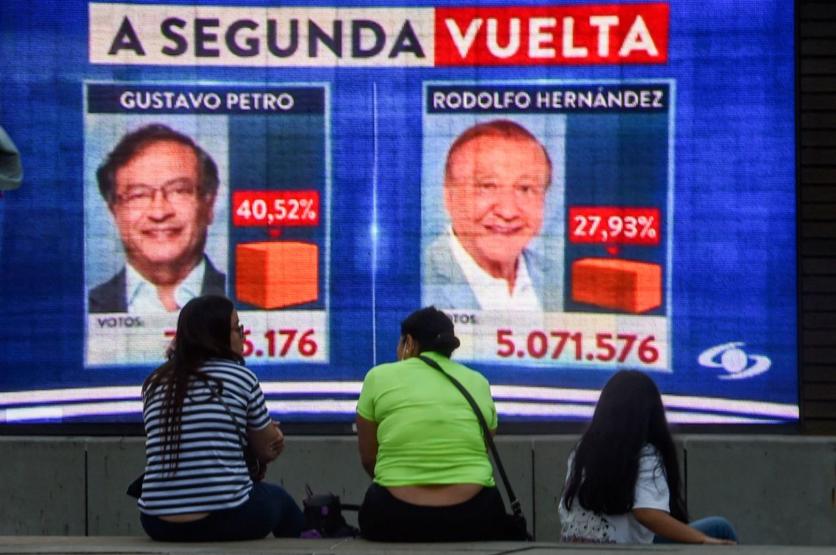 petro-leads-calculations-in-colombian-presidential-elections-and-is-outlined-for-the-second-round