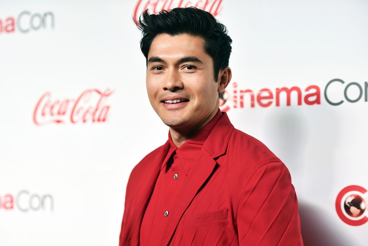 henry-golding,-star-of-'crazy-rich-asians',-shows-his-mansion-in-los-angeles