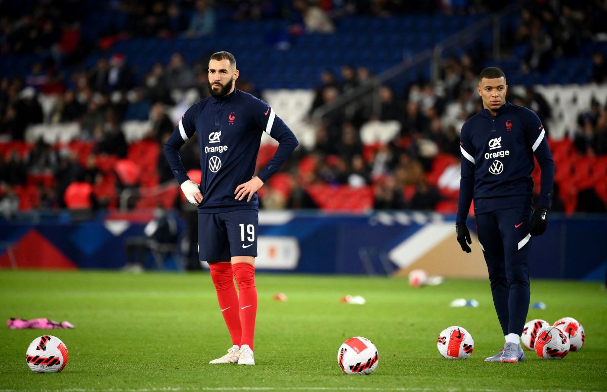 no-hard-feelings?-mbappe-and-benzema-steal-the-spotlight-in-their-reunion-with-the-french-team-[video]