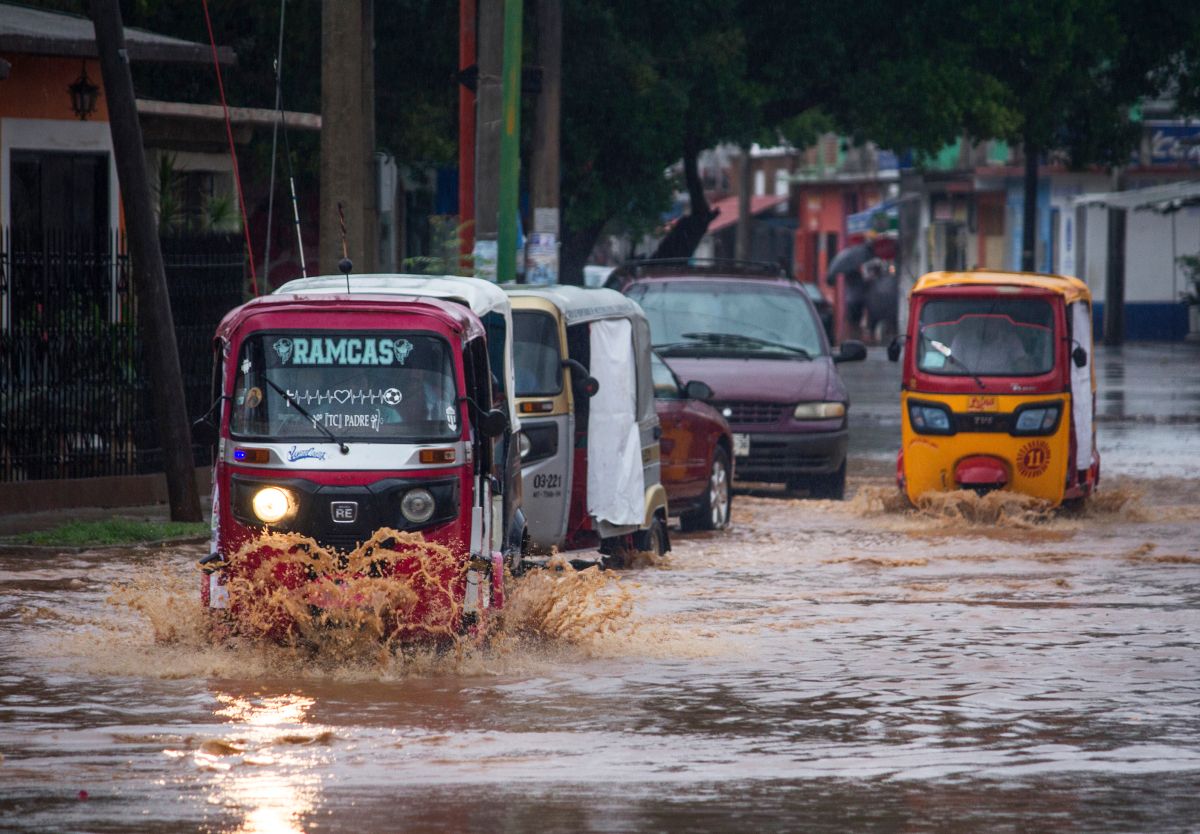 agatha-degrades-to-a-tropical-depression-after-making-landfall-in-the-state-of-oaxaca,-mexico￼