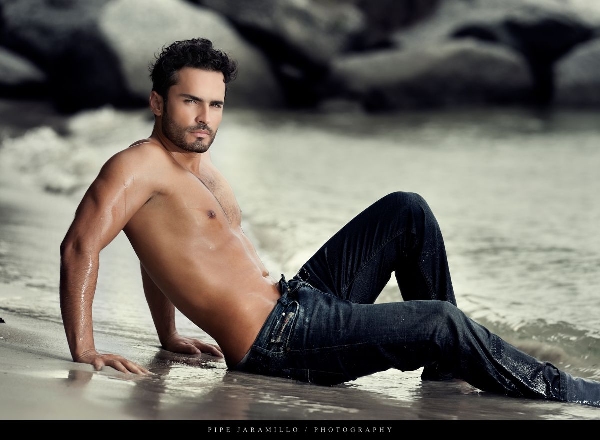 fabian-rios-returns-with-telemundo-and-explains-that-he-is-no-longer-looking-to-play-leading-roles,-because-his-priorities-have-changed