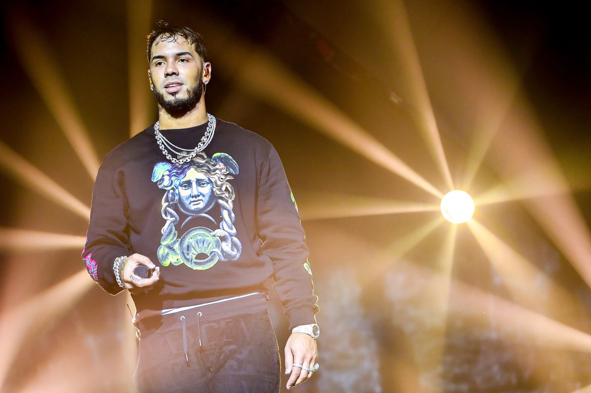 anuel-boasts-and-talks-about-his-body,-in-tight-underwear,-days-after-being-told-he-was-skinny