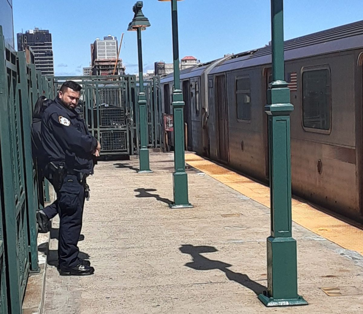 two-stabbed:-unbridled-violence-in-the-new-york-subway