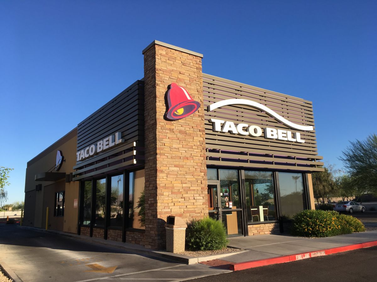 taco-bell-branches-are-running-out-of-mexican-pizza-two-weeks-after-its-launch