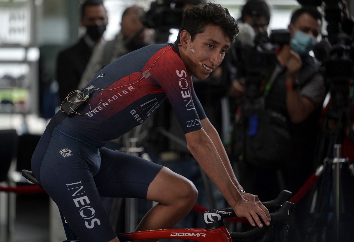 egan-bernal-believes-that-gustavo-petro-is-about-to-lose-the-presidency-of-colombia-and-the-candidate's-daughter-responded