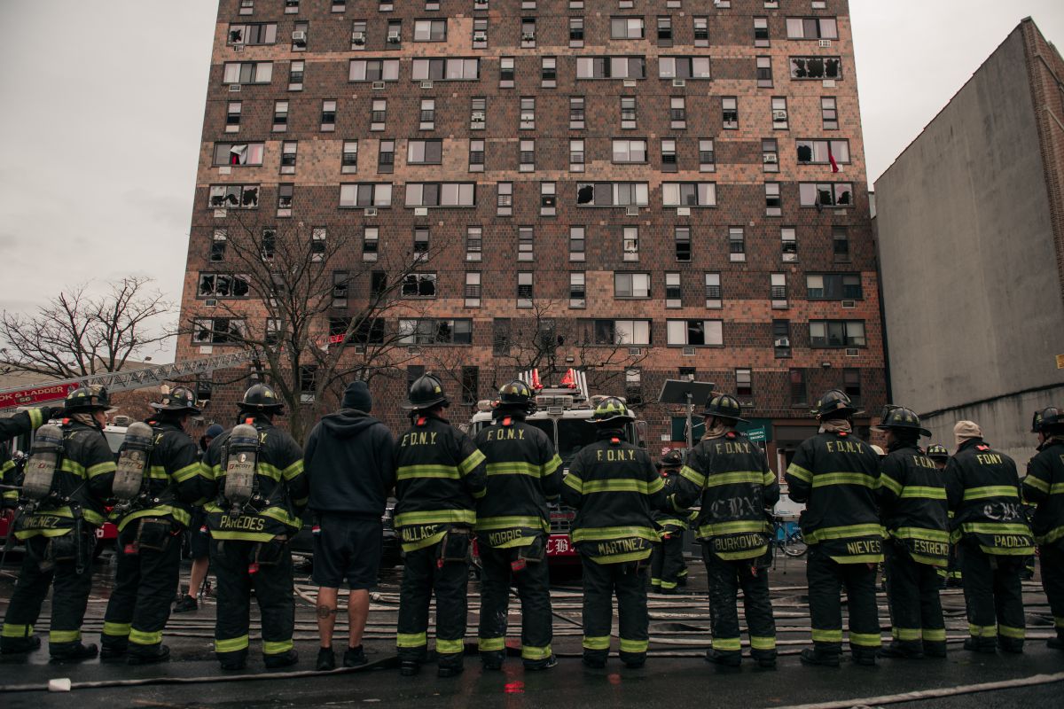 nyc-seeks-to-prevent-fires:-they-prohibit-the-sale-of-certain-electric-heaters-and-increase-inspections-of-buildings