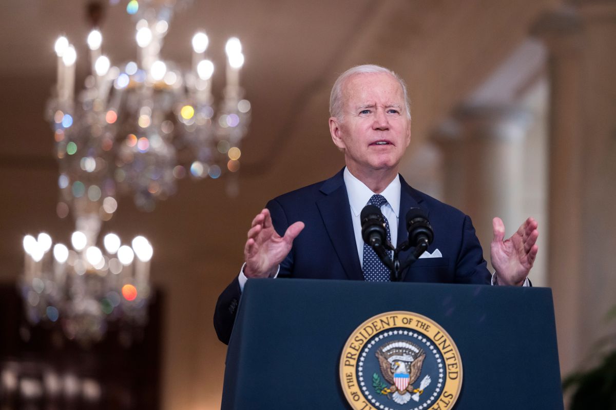 biden-calls-for-assault-weapons-to-be-banned-after-massacres-in-uvalde,-buffalo-and-tulsa