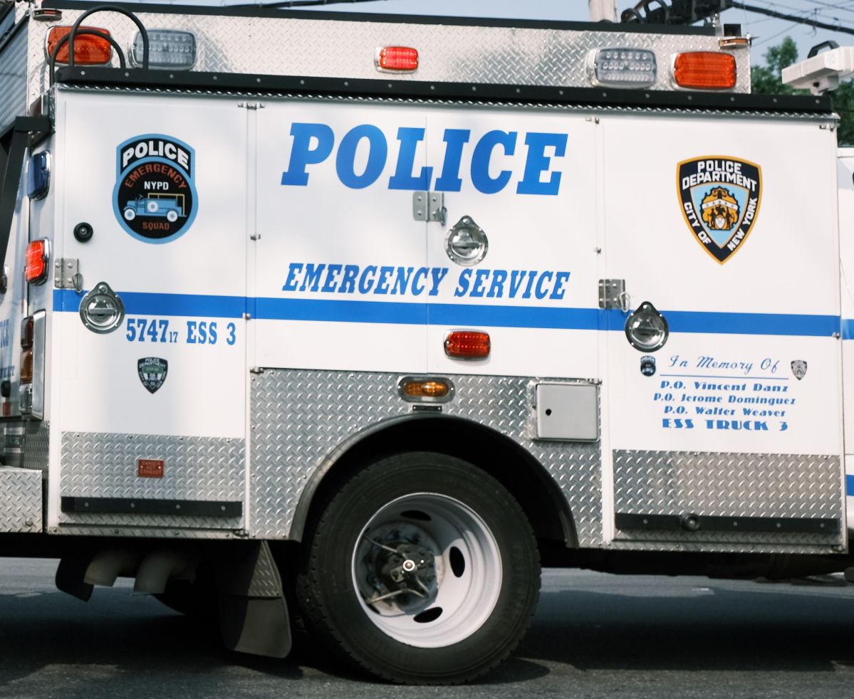 nypd-officer-was-stabbed-to-death-by-her-husband-during-marital-argument