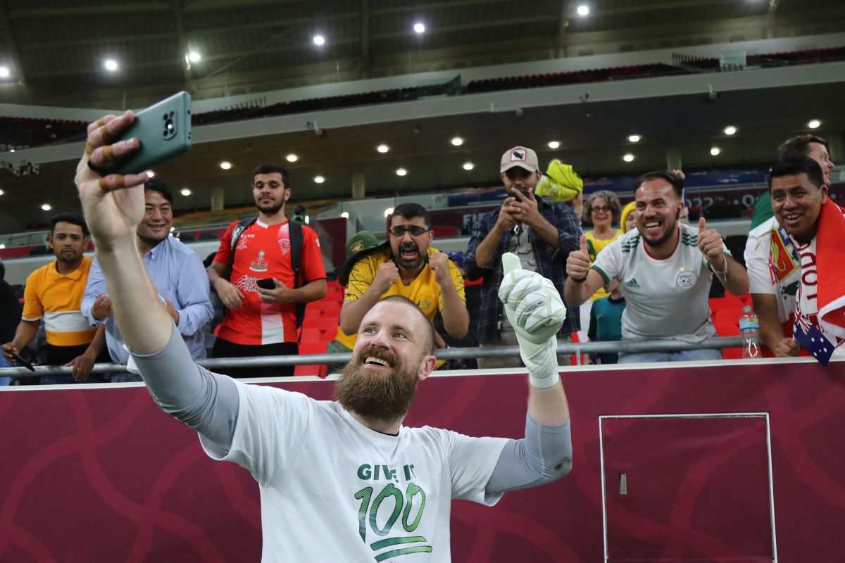 who-is-andrew-redmayne?-the-substitute-goalkeeper-from-australia-who-with-his-dances-eliminated-peru-from-qatar-2022-[videos]