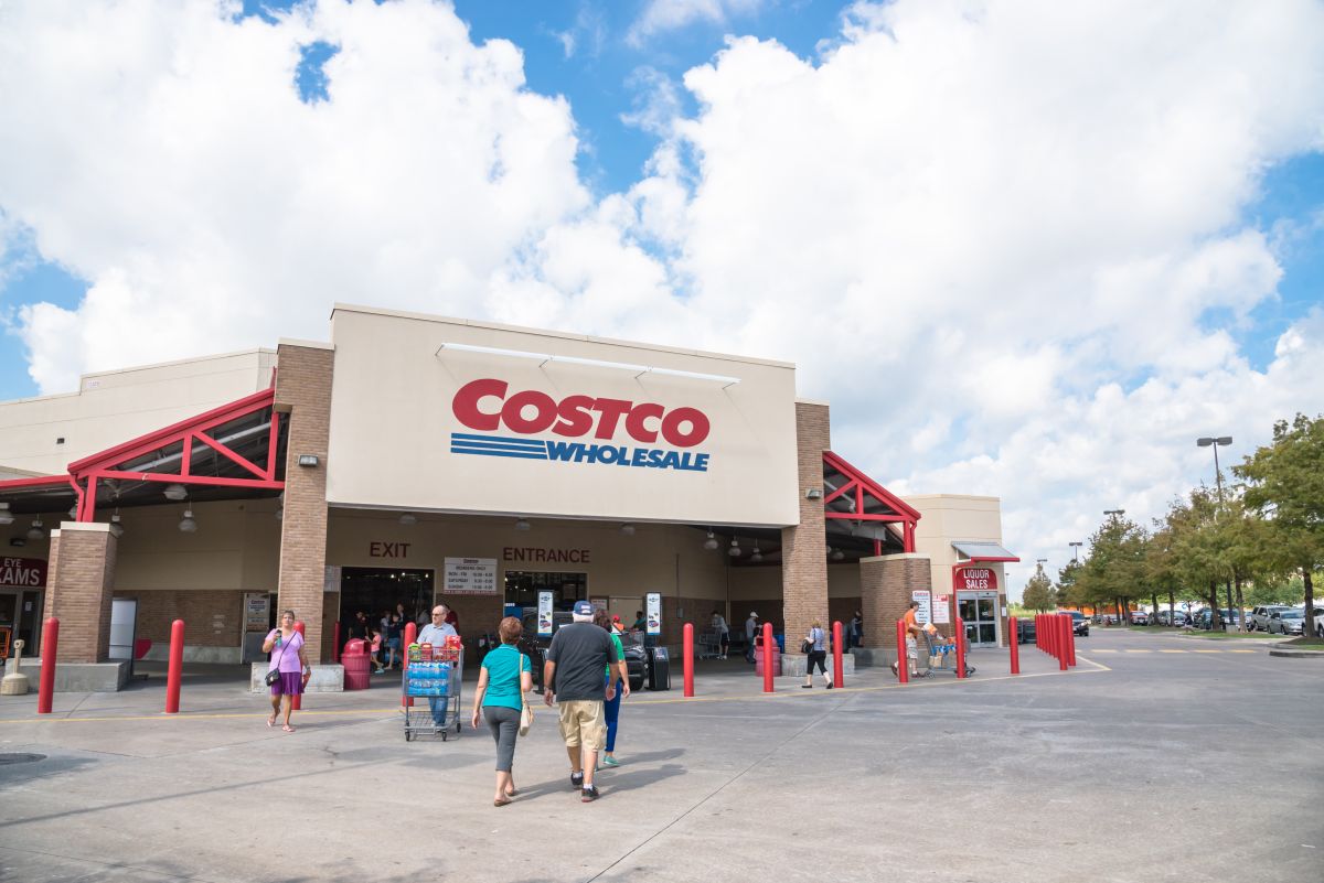 costco-recalls-patio-umbrellas-because-they-could-cause-fires