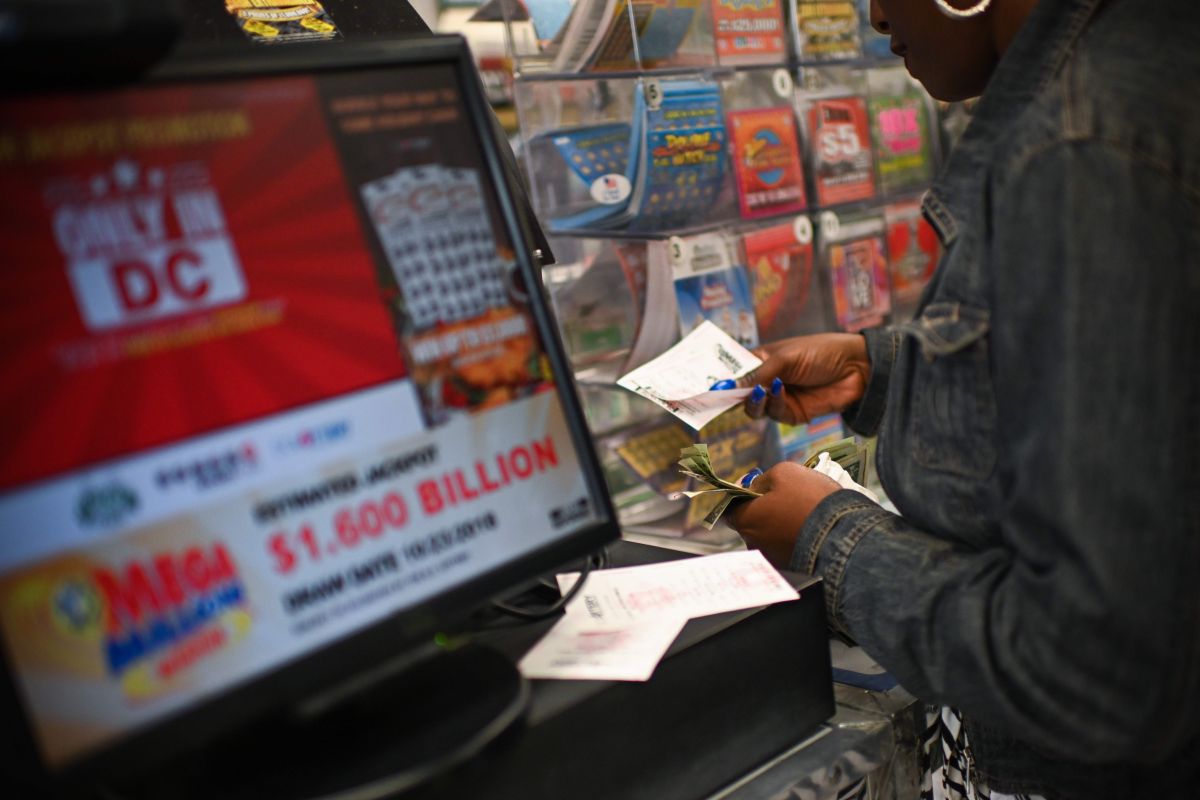 michigan-man-won-$1-million-in-the-lottery-and-it-was-all-thanks-to-“a-bad-day”