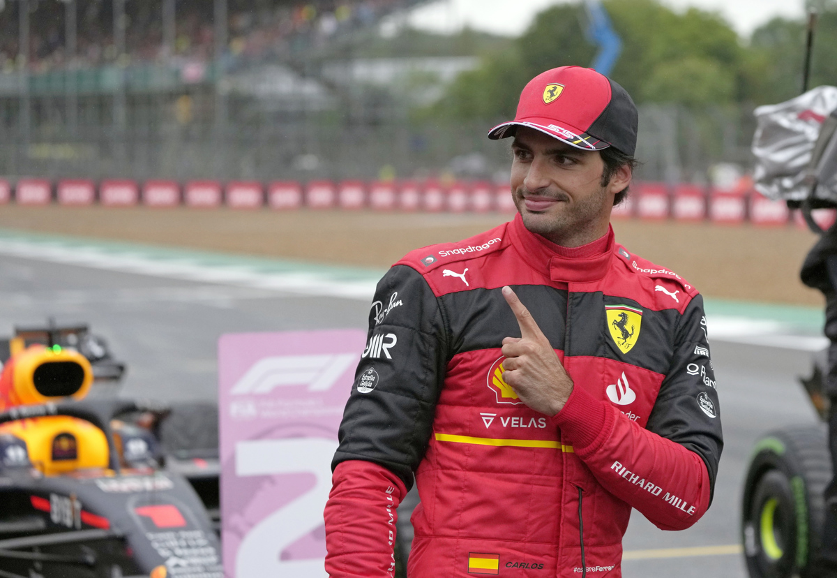 carlos-sainz-becomes-the-second-spaniard-to-win-a-pole-position-in-formula-1