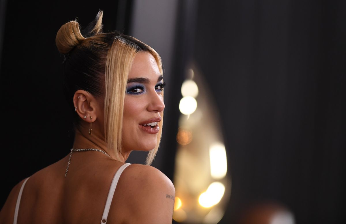 dua-lipa-paid-$350,000-for-a-collaboration-that-she-couldn't-use