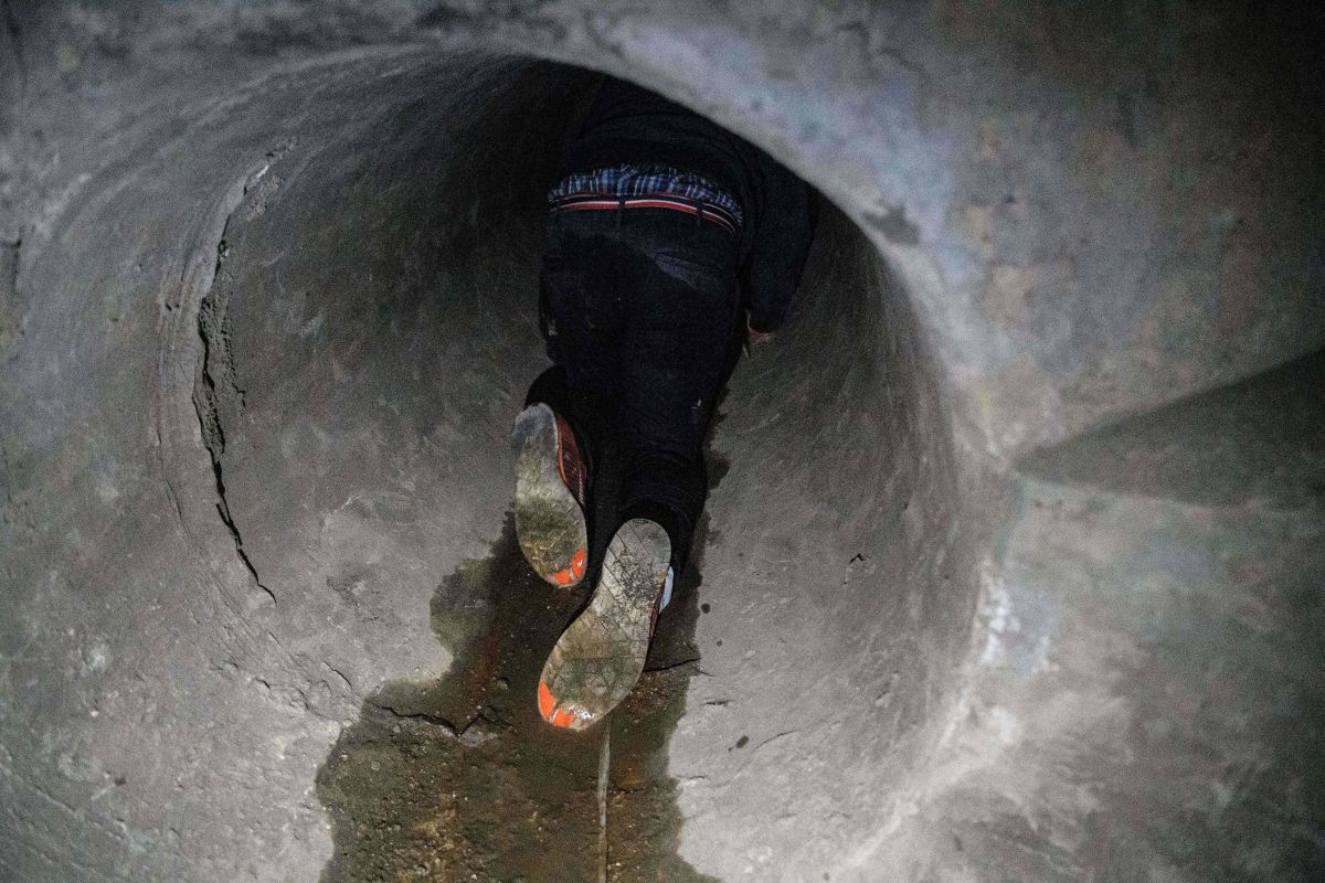 grandmother-jumped-into-a-sewage-tank-in-china-to-rescue-her-grandson-and-the-video-goes-viral