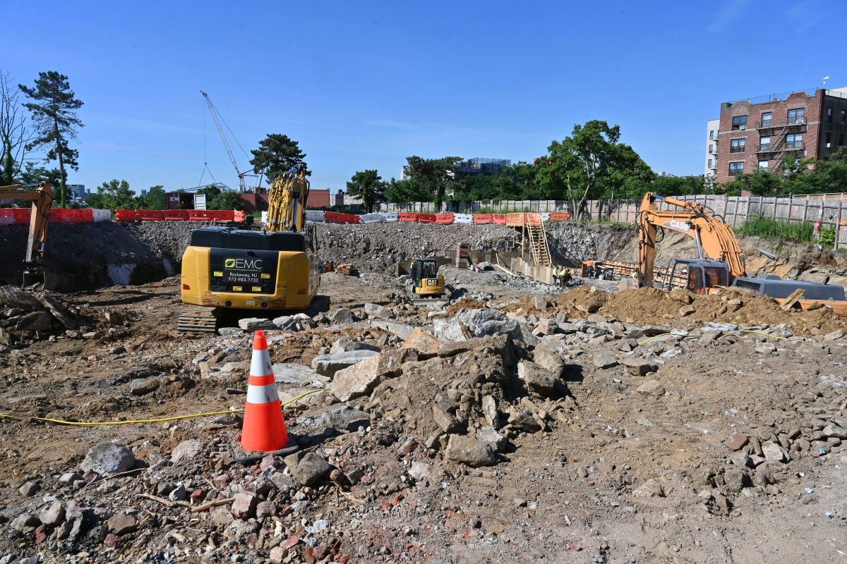 work-begins-to-build-new-affordable-housing-project-in-the-bronx