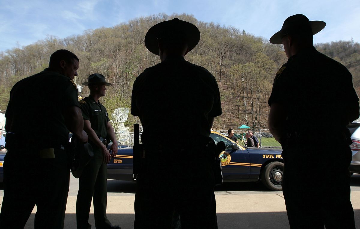 west-virginia-spa-salon-shooting-leaves-two-dead;-suspect-was-shot-dead-by-police